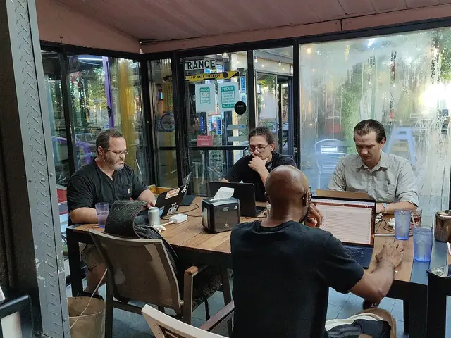 Ofis ve ekip çalışması — temsili fotoğraf