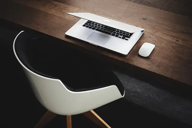 Ofis ve ekip çalışması — temsili fotoğraf