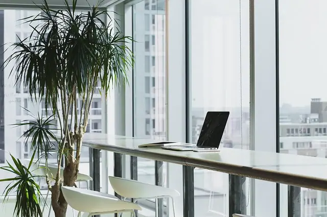 Ofis ve ekip çalışması — temsili fotoğraf