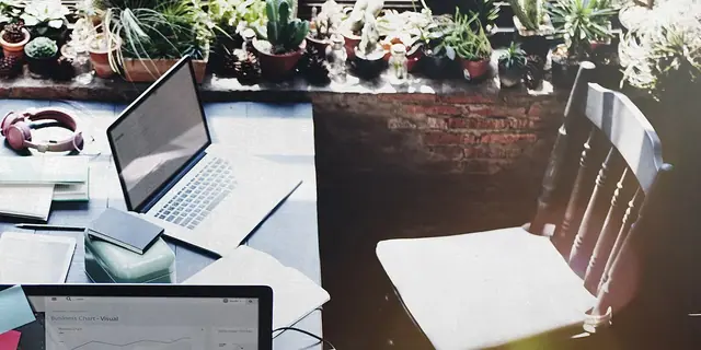 Ofis ve ekip çalışması — temsili fotoğraf