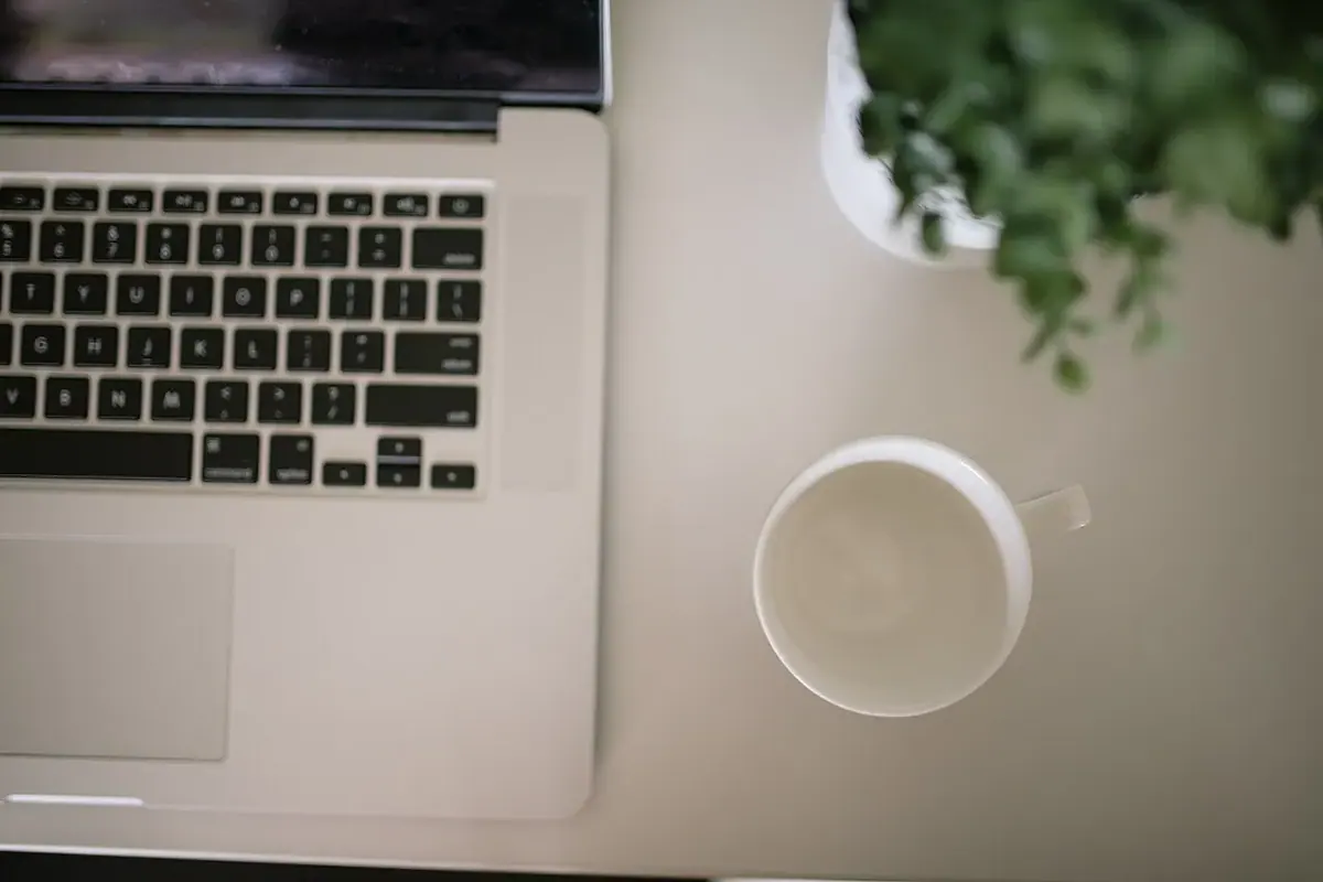 Ofis ve toplantı alanı — temsili fotoğraf