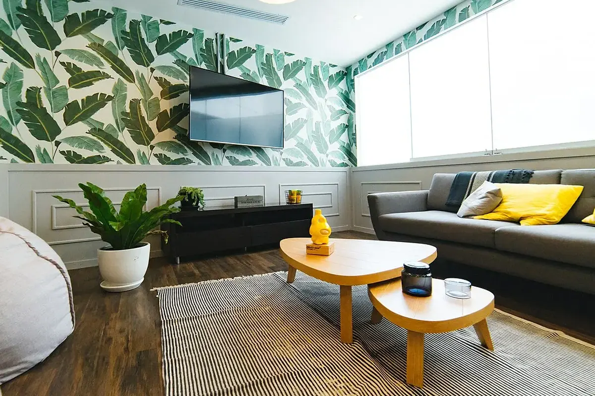 Ofis ve toplantı alanı — temsili fotoğraf