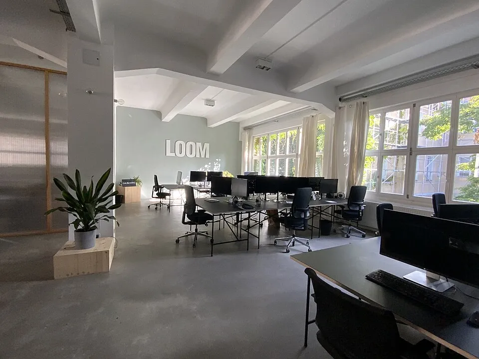 Ofis ve ortak çalışma ortamından bir görünüm