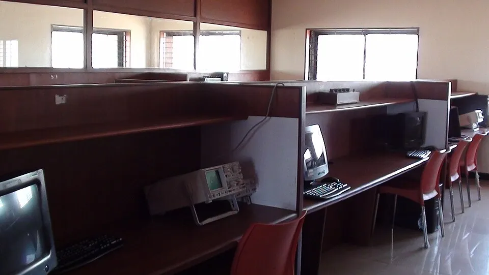 Ofis ve ortak çalışma ortamından bir görünüm