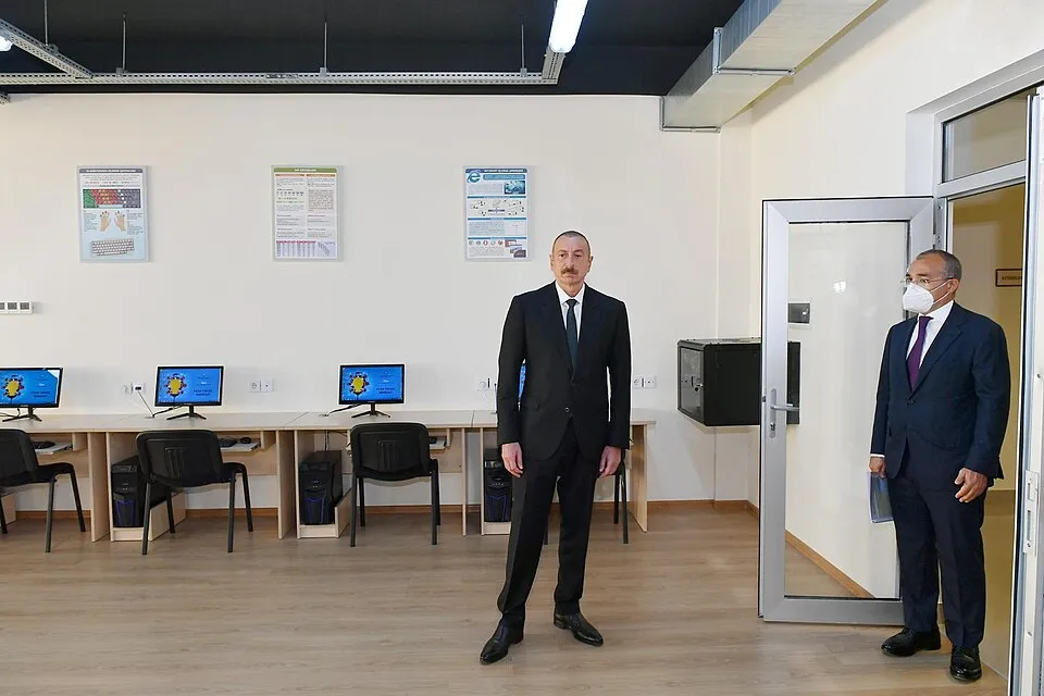 Ofis ve ortak çalışma ortamından bir görünüm