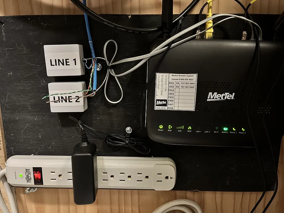Teknoloji ve bilgisayar çalışma ortamından bir görünüm