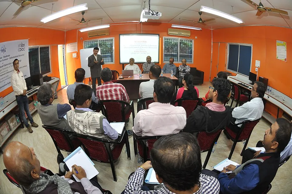 Ofis ve ortak çalışma ortamından bir görünüm