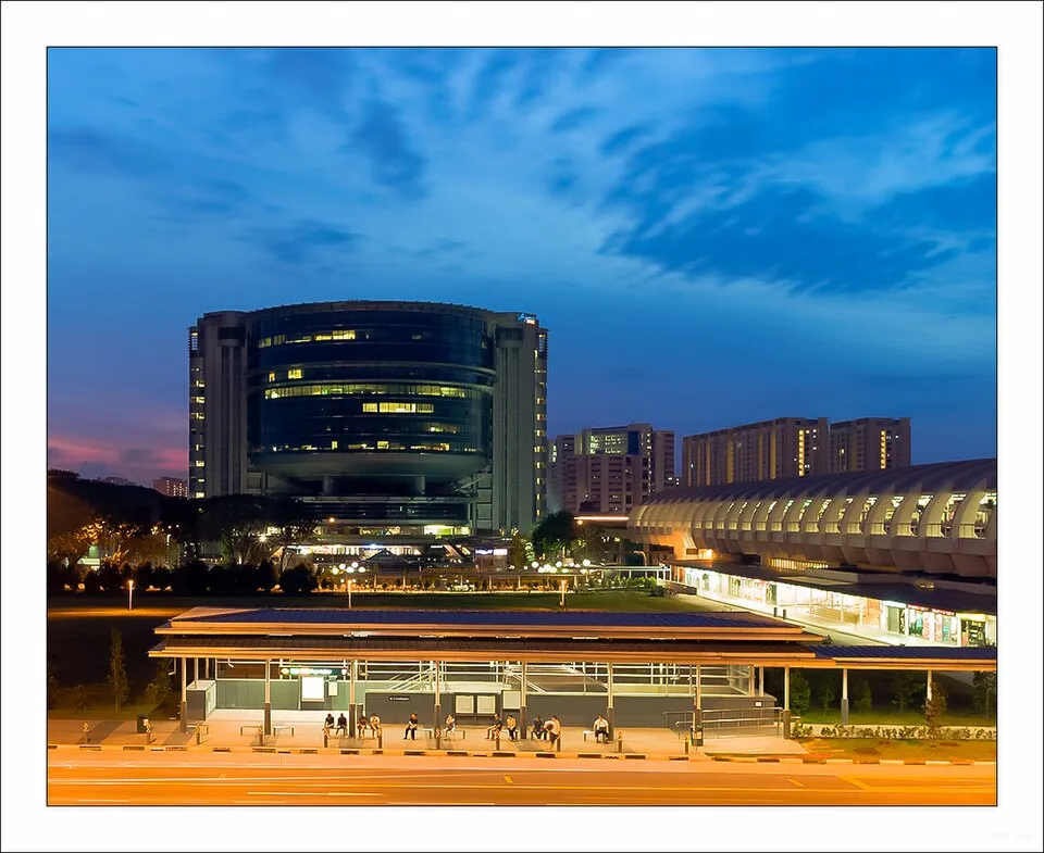 EW8 CC9 Paya Lebar (5477737213).jpg