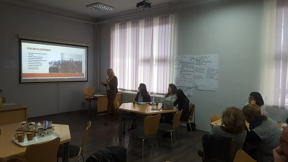 Ofis ve ortak çalışma ortamından bir görünüm